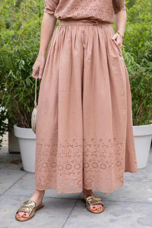SAND ROK - HAZELNUT