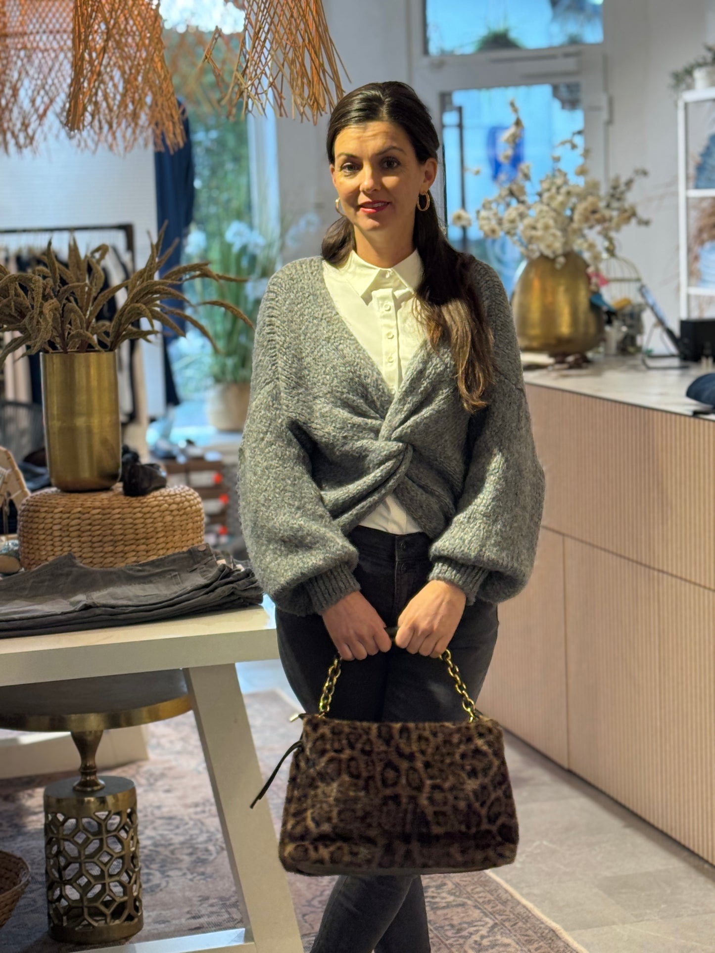 AFTERNOON Knoop Trui - Grijs