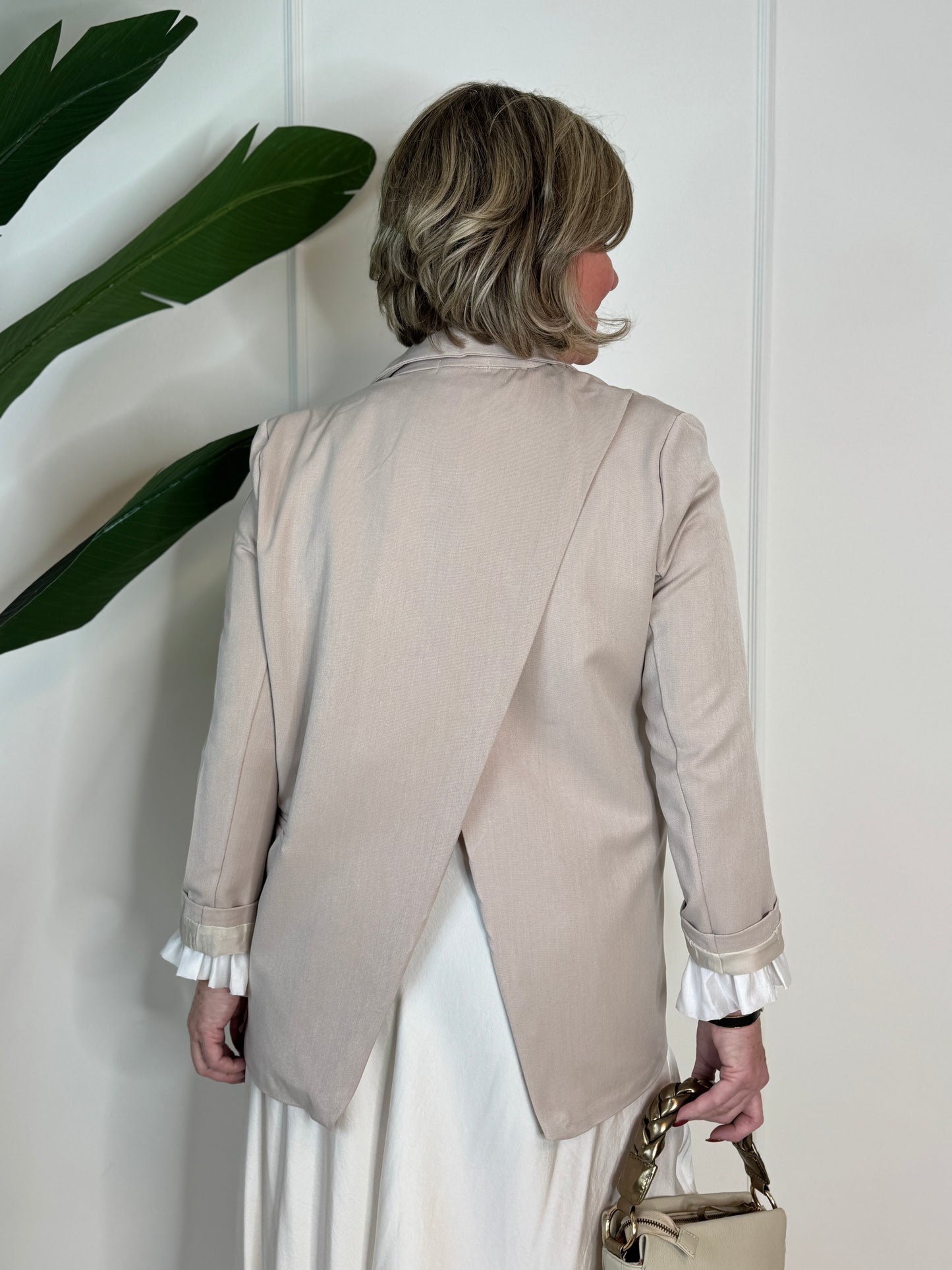 Split Blazer - Beige