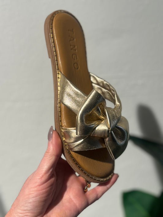 Audrey Platino Gold Bow Slipper