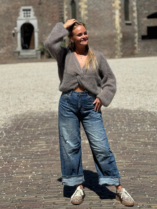 Woman Balloon Jeans