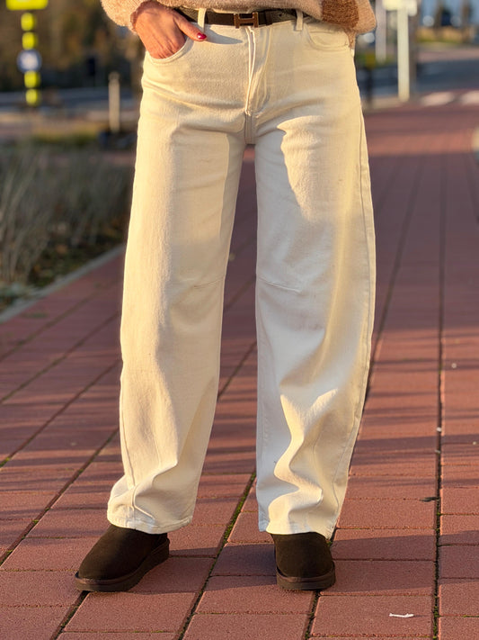 BARREL Jeans Ecru